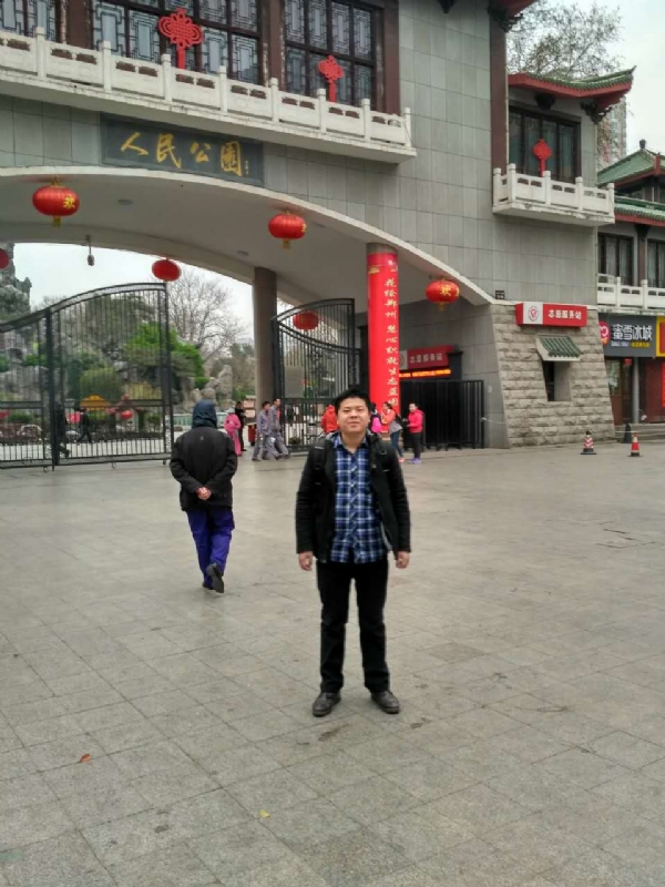 在奋斗的第一张照片--安阳交友中心